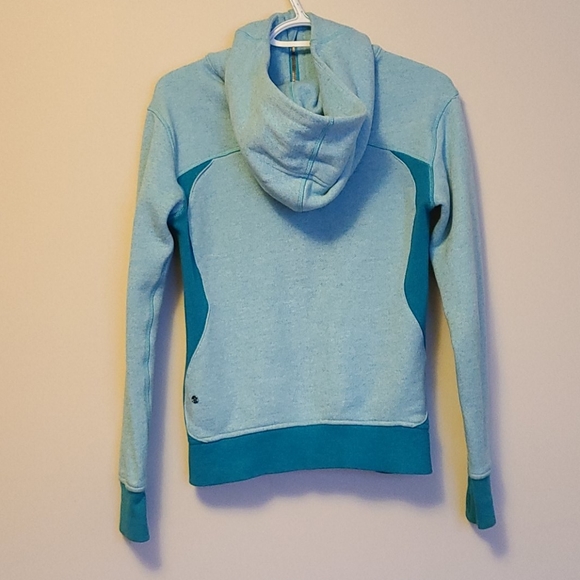 Lululemon size 4 blue zip up sweater - Picture 2 of 3
